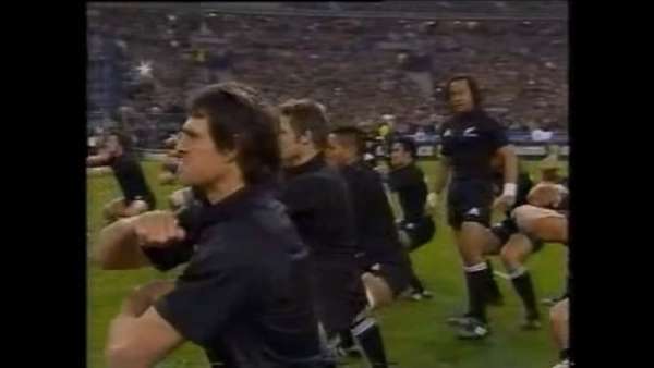 “Monday Memories”: El Haka de los All Blacks ante Francia en 2004