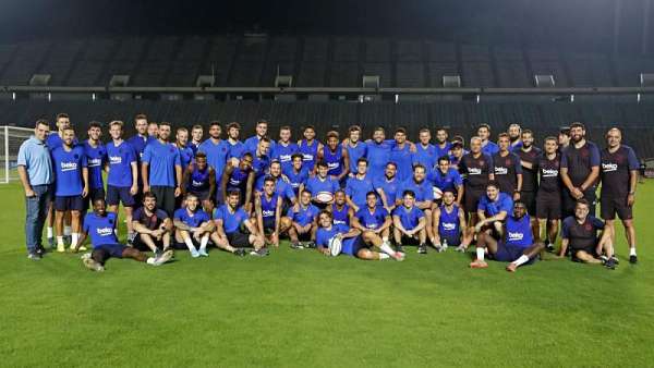 Las estrellas del Barcelona se animaron al rugby