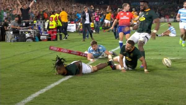 S’busiso Nkosi autor del “Try Of The Week”