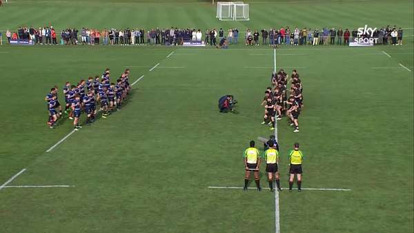 Duelo de Hakas en rugby colegial de Nueva Zelanda